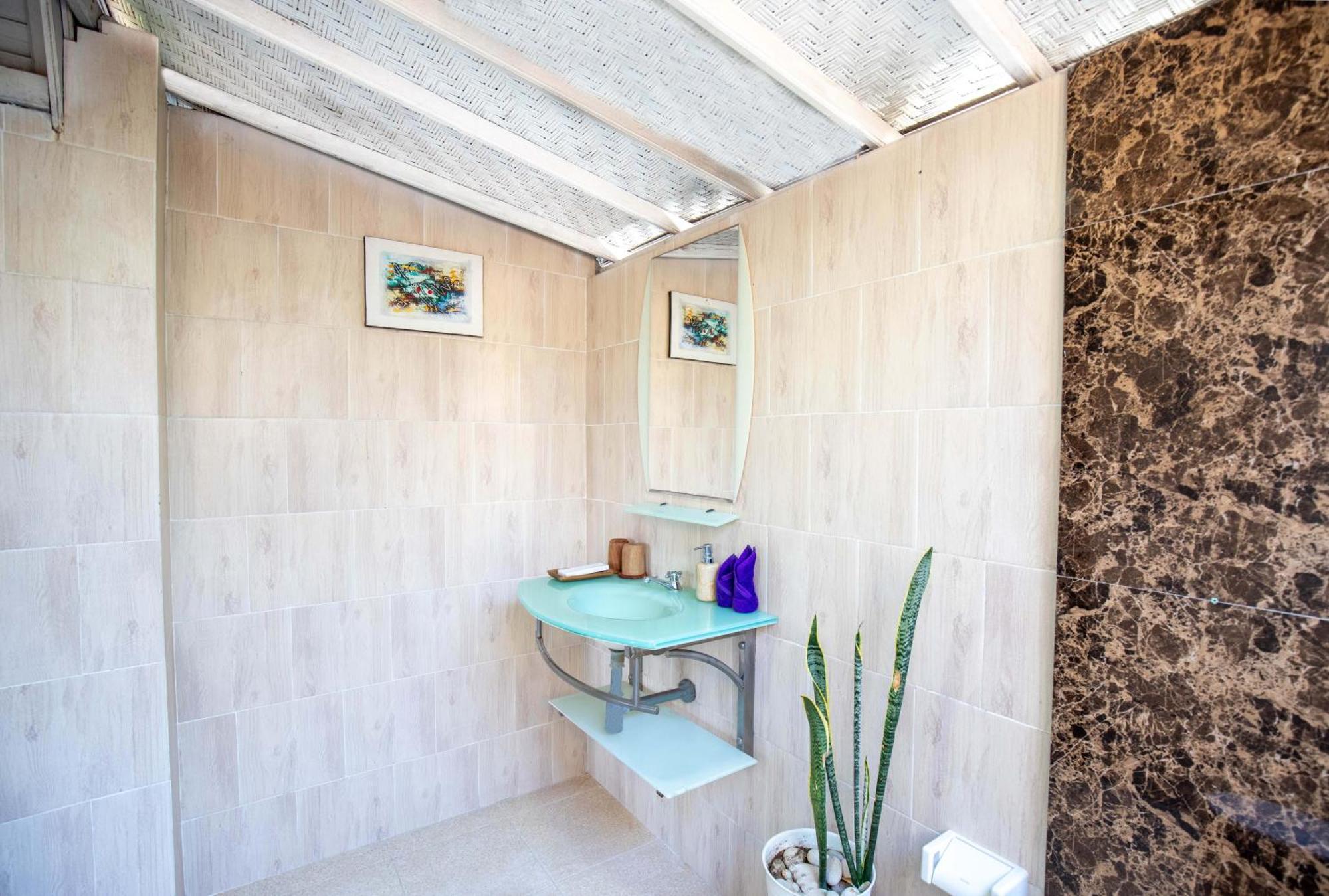 Akusara Jungle Resort And Spa Batununggul Extérieur photo